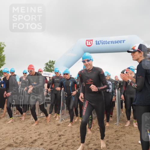 23.06.2024 - Viking Triathlon KatJ http://msf.ph/oto/6352673 23.06.2024 10:07:03 Schwimmen 19, 79, 80, 221, 241, 325, 341, 346, 384, 441, 479, 513, 525, 526, 547, 602, 615, 647 meine-sportfotos.de