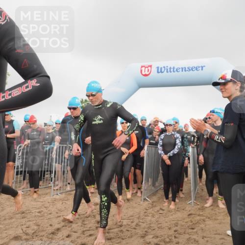 23.06.2024 - Viking Triathlon KatJ http://msf.ph/oto/6352686 23.06.2024 10:07:04 Schwimmen 19, 79, 80, 221, 241, 325, 341, 346, 384, 441, 479, 513, 525, 526, 547, 615, 647 meine-sportfotos.de