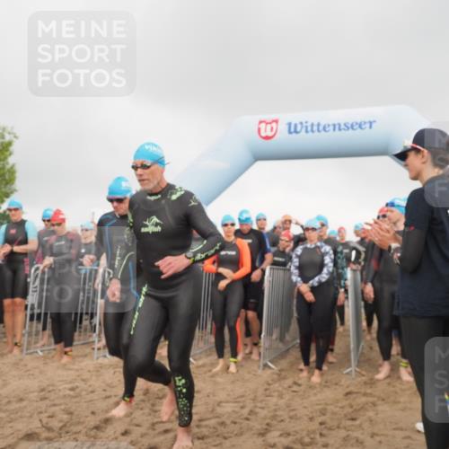 23.06.2024 - Viking Triathlon KatJ http://msf.ph/oto/6352687 23.06.2024 10:07:04 Schwimmen 19, 79, 80, 221, 241, 325, 341, 346, 384, 441, 479, 513, 525, 526, 547, 615, 647 meine-sportfotos.de