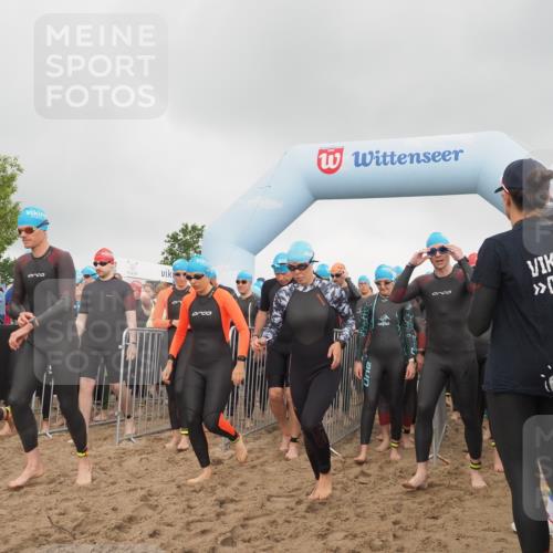 23.06.2024 - Viking Triathlon KatJ http://msf.ph/oto/6352724 23.06.2024 10:07:08 Schwimmen 80, 121, 169, 241, 285, 325, 346, 376, 380, 441, 479, 513, 525, 526, 547, 615, 631, 647 meine-sportfotos.de