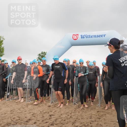 23.06.2024 - Viking Triathlon KatJ http://msf.ph/oto/6352758 23.06.2024 10:07:13 Schwimmen 121, 169, 241, 272, 285, 325, 346, 357, 376, 380, 399, 406, 441, 513, 612, 630, 631, 647 meine-sportfotos.de