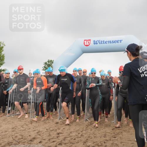 23.06.2024 - Viking Triathlon KatJ http://msf.ph/oto/6352763 23.06.2024 10:07:13 Schwimmen 121, 169, 241, 272, 285, 325, 346, 357, 376, 380, 399, 406, 441, 513, 612, 630, 631, 647 meine-sportfotos.de