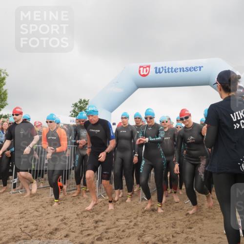 23.06.2024 - Viking Triathlon KatJ http://msf.ph/oto/6352770 23.06.2024 10:07:13 Schwimmen 121, 169, 241, 272, 285, 325, 346, 357, 376, 380, 399, 406, 441, 513, 612, 630, 631, 647 meine-sportfotos.de