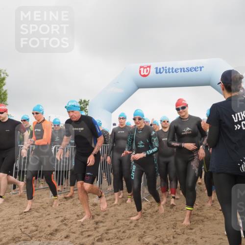 23.06.2024 - Viking Triathlon KatJ http://msf.ph/oto/6352774 23.06.2024 10:07:14 Schwimmen 121, 169, 241, 272, 285, 325, 346, 357, 376, 380, 399, 406, 441, 513, 612, 630, 631, 647 meine-sportfotos.de