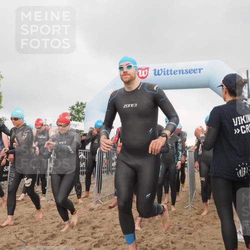 23.06.2024 - Viking Triathlon KatJ http://msf.ph/oto/6352876 23.06.2024 10:07:23 Schwimmen 57, 85, 92, 159, 179, 213, 248, 272, 315, 357, 399, 406, 411, 540, 612, 629, 630 meine-sportfotos.de