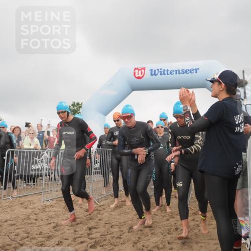 23.06.2024 - Viking Triathlon KatJ http://msf.ph/oto/6352895 23.06.2024 10:07:28 Schwimmen 56, 57, 85, 92, 159, 179, 213, 227, 248, 315, 333, 411, 540, 609, 629, 637 meine-sportfotos.de