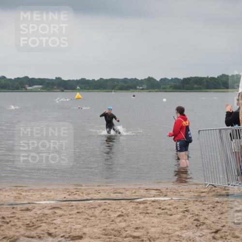 23.06.2024 - Viking Triathlon KatJ http://msf.ph/oto/6353038 23.06.2024 10:24:53 Schwimmen 2 meine-sportfotos.de