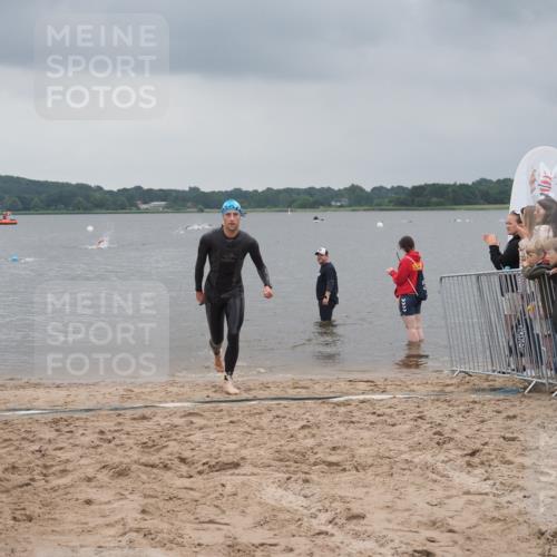 23.06.2024 - Viking Triathlon KatJ http://msf.ph/oto/6353070 23.06.2024 10:25:00 Schwimmen 2 meine-sportfotos.de