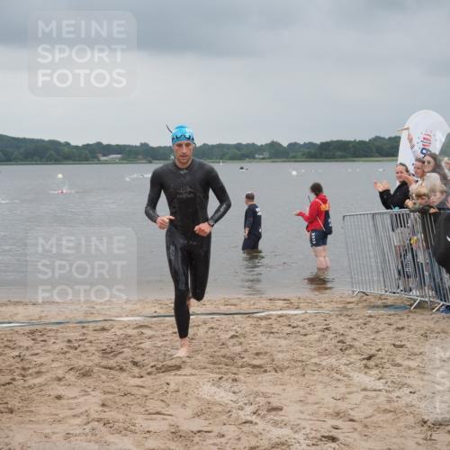 23.06.2024 - Viking Triathlon KatJ http://msf.ph/oto/6353088 23.06.2024 10:25:01 Schwimmen 2 meine-sportfotos.de