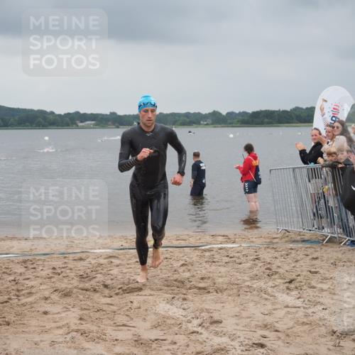 23.06.2024 - Viking Triathlon KatJ http://msf.ph/oto/6353090 23.06.2024 10:25:01 Schwimmen 2 meine-sportfotos.de