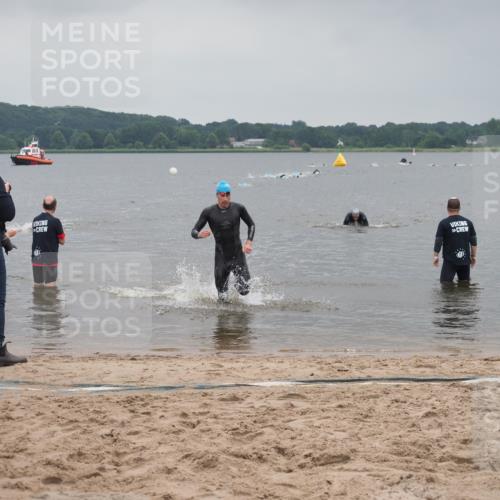 23.06.2024 - Viking Triathlon KatJ http://msf.ph/oto/6353111 23.06.2024 10:25:23 Schwimmen 25 meine-sportfotos.de