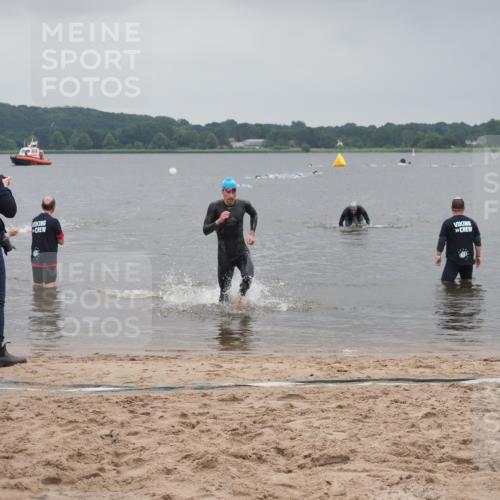 23.06.2024 - Viking Triathlon KatJ http://msf.ph/oto/6353113 23.06.2024 10:25:23 Schwimmen 25 meine-sportfotos.de