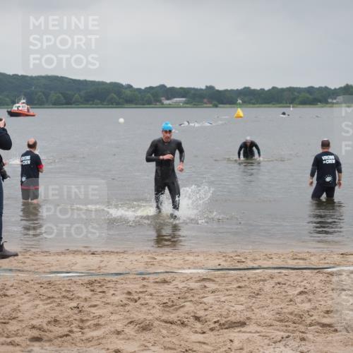 23.06.2024 - Viking Triathlon KatJ http://msf.ph/oto/6353115 23.06.2024 10:25:23 Schwimmen 25 meine-sportfotos.de