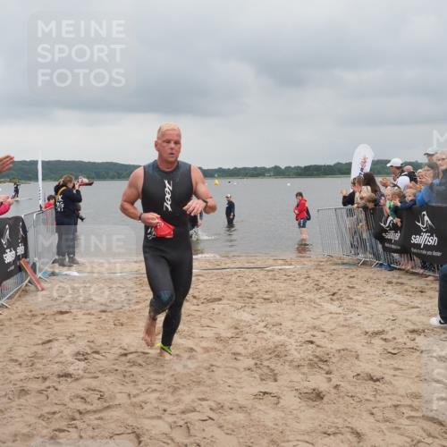 23.06.2024 - Viking Triathlon KatJ http://msf.ph/oto/6353181 23.06.2024 10:25:38 Schwimmen 658, 662 meine-sportfotos.de