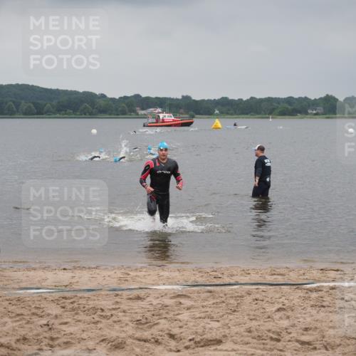 23.06.2024 - Viking Triathlon KatJ http://msf.ph/oto/6353376 23.06.2024 10:26:08 Schwimmen 37 meine-sportfotos.de