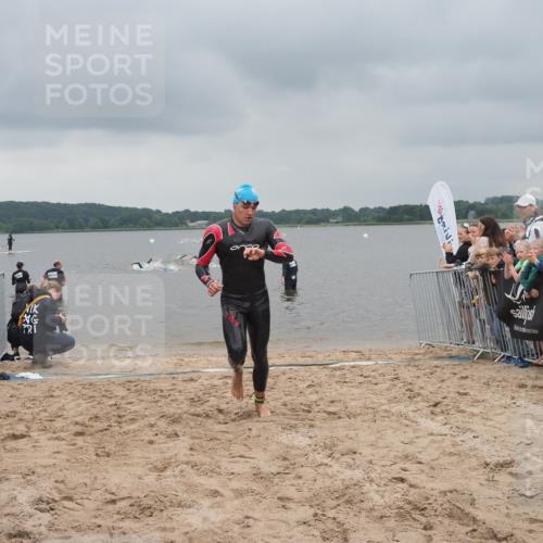 23.06.2024 - Viking Triathlon KatJ http://msf.ph/oto/6353398 23.06.2024 10:26:12 Schwimmen 37 meine-sportfotos.de