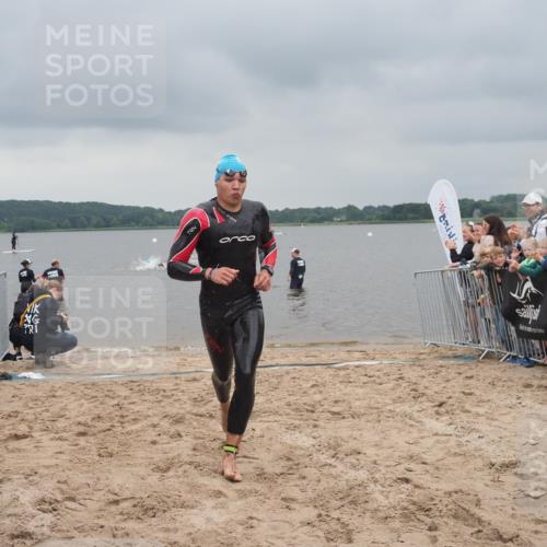 23.06.2024 - Viking Triathlon KatJ http://msf.ph/oto/6353406 23.06.2024 10:26:12 Schwimmen 37 meine-sportfotos.de