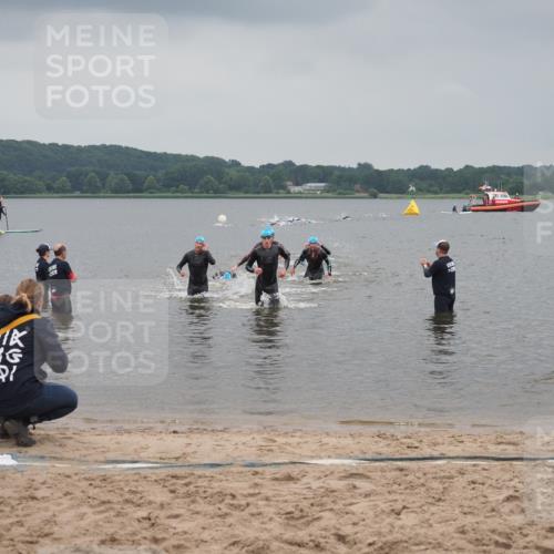 23.06.2024 - Viking Triathlon KatJ http://msf.ph/oto/6353413 23.06.2024 10:26:21 Schwimmen 516 meine-sportfotos.de