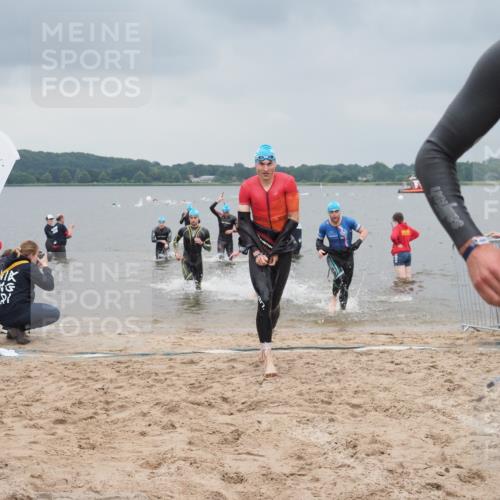 23.06.2024 - Viking Triathlon KatJ http://msf.ph/oto/6353488 23.06.2024 10:26:35 Schwimmen 1, 3, 4, 10, 106, 293, 350, 465, 516 meine-sportfotos.de