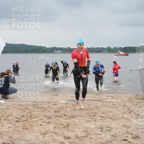 23.06.2024 - Viking Triathlon KatJ http://msf.ph/oto/6353492 23.06.2024 10:26:35 Schwimmen 1, 3, 4, 10, 106, 293, 350, 465, 516 meine-sportfotos.de