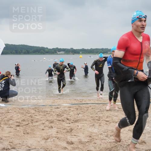 23.06.2024 - Viking Triathlon KatJ http://msf.ph/oto/6353514 23.06.2024 10:26:37 Schwimmen 1, 3, 4, 10, 30, 106, 293, 350, 465 meine-sportfotos.de