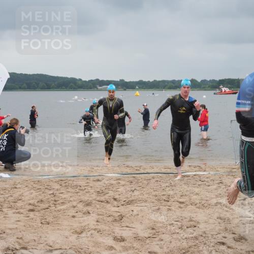 23.06.2024 - Viking Triathlon KatJ http://msf.ph/oto/6353529 23.06.2024 10:26:38 Schwimmen 3, 4, 10, 30, 293, 350, 465 meine-sportfotos.de