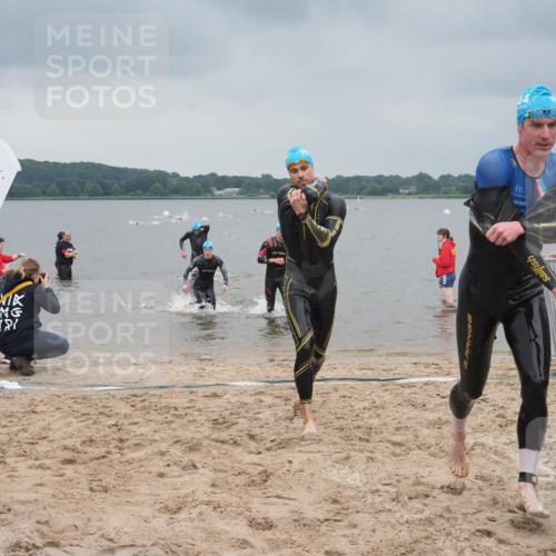 23.06.2024 - Viking Triathlon KatJ http://msf.ph/oto/6353547 23.06.2024 10:26:39 Schwimmen 3, 4, 10, 30, 293, 350, 465 meine-sportfotos.de