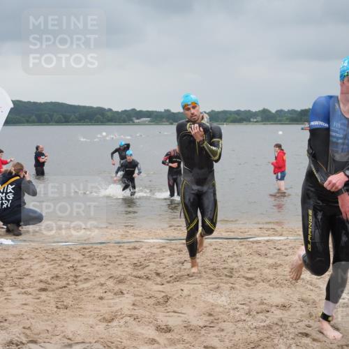 23.06.2024 - Viking Triathlon KatJ http://msf.ph/oto/6353549 23.06.2024 10:26:39 Schwimmen 3, 4, 10, 30, 293, 350, 465 meine-sportfotos.de