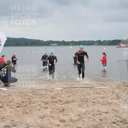 23.06.2024 - Viking Triathlon KatJ http://msf.ph/oto/6353566 23.06.2024 10:26:42 Schwimmen 3, 10, 30, 293, 350 meine-sportfotos.de