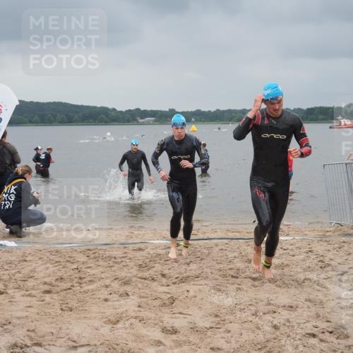 23.06.2024 - Viking Triathlon KatJ http://msf.ph/oto/6353586 23.06.2024 10:26:44 Schwimmen 10, 30, 350 meine-sportfotos.de