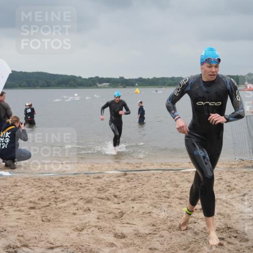 23.06.2024 - Viking Triathlon KatJ http://msf.ph/oto/6353595 23.06.2024 10:26:45 Schwimmen 10, 30, 350 meine-sportfotos.de