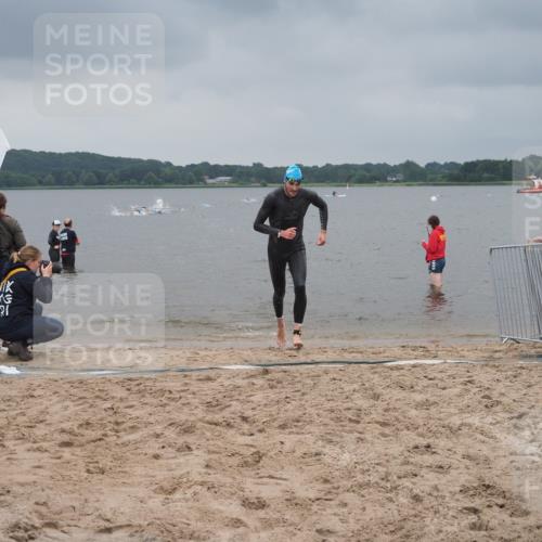 23.06.2024 - Viking Triathlon KatJ http://msf.ph/oto/6353598 23.06.2024 10:26:46 Schwimmen 10, 30, 350 meine-sportfotos.de