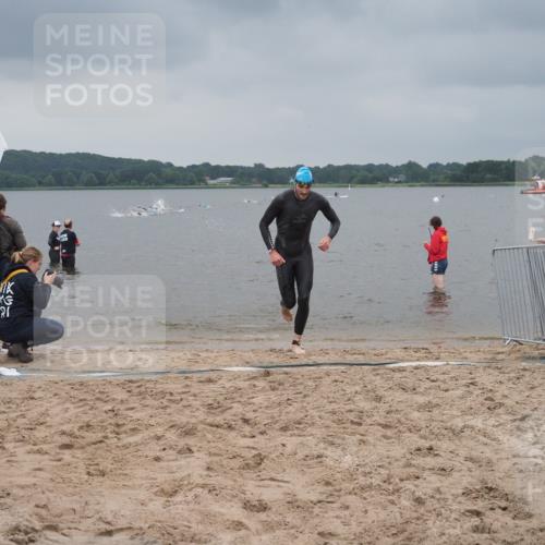 23.06.2024 - Viking Triathlon KatJ http://msf.ph/oto/6353600 23.06.2024 10:26:46 Schwimmen 10, 30, 350 meine-sportfotos.de