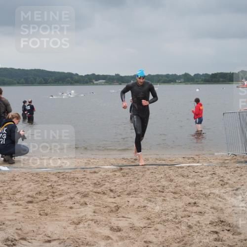 23.06.2024 - Viking Triathlon KatJ http://msf.ph/oto/6353605 23.06.2024 10:26:47 Schwimmen 10, 30, 350 meine-sportfotos.de
