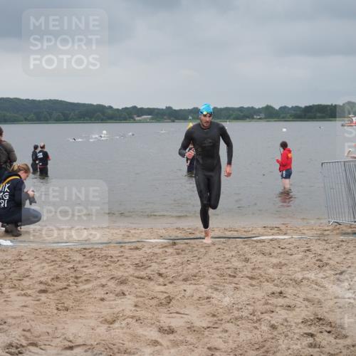 23.06.2024 - Viking Triathlon KatJ http://msf.ph/oto/6353607 23.06.2024 10:26:47 Schwimmen 10, 30, 350 meine-sportfotos.de