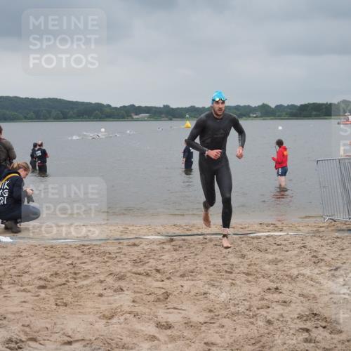 23.06.2024 - Viking Triathlon KatJ http://msf.ph/oto/6353612 23.06.2024 10:26:47 Schwimmen 10, 30, 350 meine-sportfotos.de