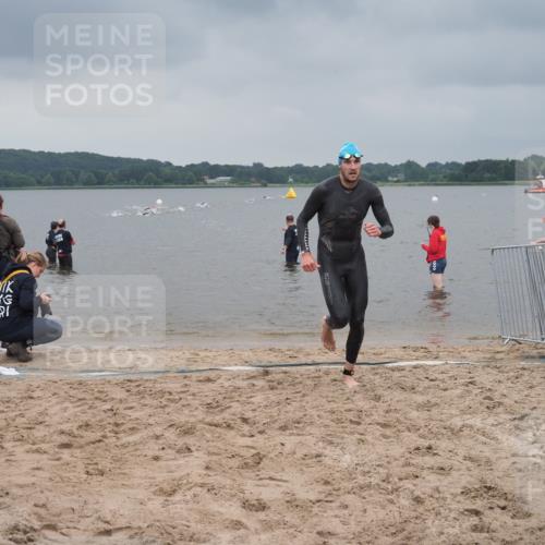 23.06.2024 - Viking Triathlon KatJ http://msf.ph/oto/6353615 23.06.2024 10:26:47 Schwimmen 10, 30, 350 meine-sportfotos.de