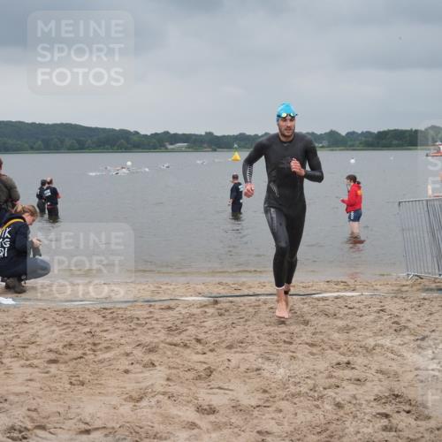 23.06.2024 - Viking Triathlon KatJ http://msf.ph/oto/6353617 23.06.2024 10:26:47 Schwimmen 10, 30, 350 meine-sportfotos.de