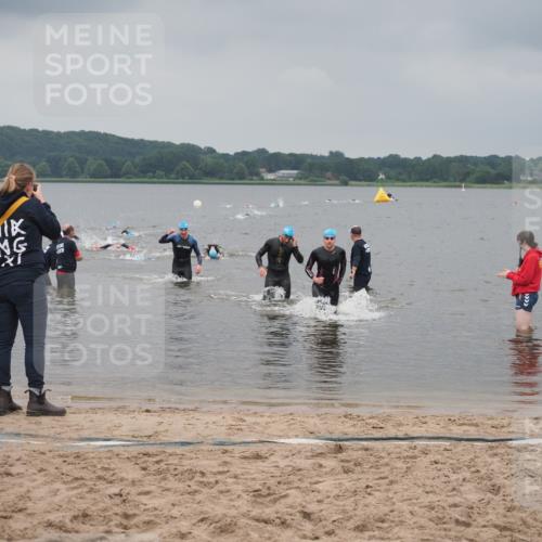 23.06.2024 - Viking Triathlon KatJ http://msf.ph/oto/6353623 23.06.2024 10:27:30 Schwimmen 22, 487 meine-sportfotos.de