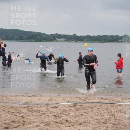 23.06.2024 - Viking Triathlon KatJ http://msf.ph/oto/6353629 23.06.2024 10:27:34 Schwimmen 22, 487, 546 meine-sportfotos.de