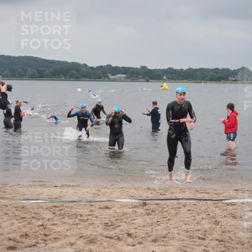 23.06.2024 - Viking Triathlon KatJ http://msf.ph/oto/6353631 23.06.2024 10:27:34 Schwimmen 22, 487, 546 meine-sportfotos.de
