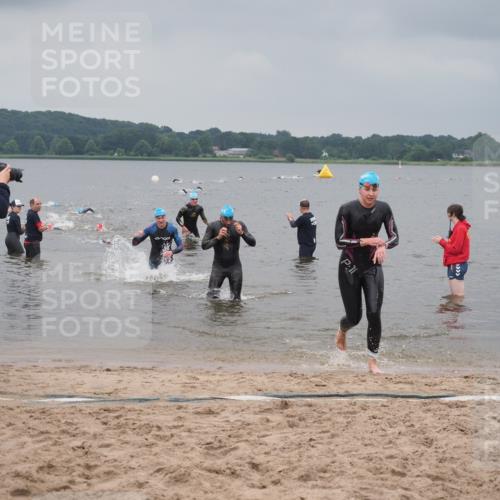 23.06.2024 - Viking Triathlon KatJ http://msf.ph/oto/6353633 23.06.2024 10:27:34 Schwimmen 22, 487, 546 meine-sportfotos.de