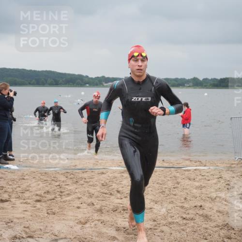 23.06.2024 - Viking Triathlon KatJ http://msf.ph/oto/6353775 23.06.2024 10:27:57 Schwimmen 108, 616, 624, 638, 661 meine-sportfotos.de