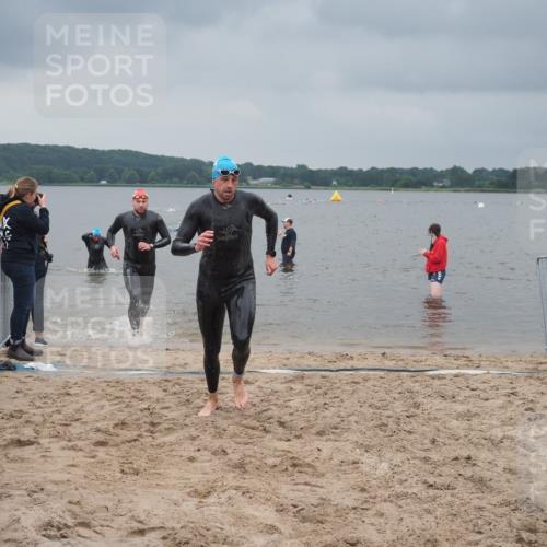 23.06.2024 - Viking Triathlon KatJ http://msf.ph/oto/6353800 23.06.2024 10:28:02 Schwimmen 108, 494, 624, 661 meine-sportfotos.de