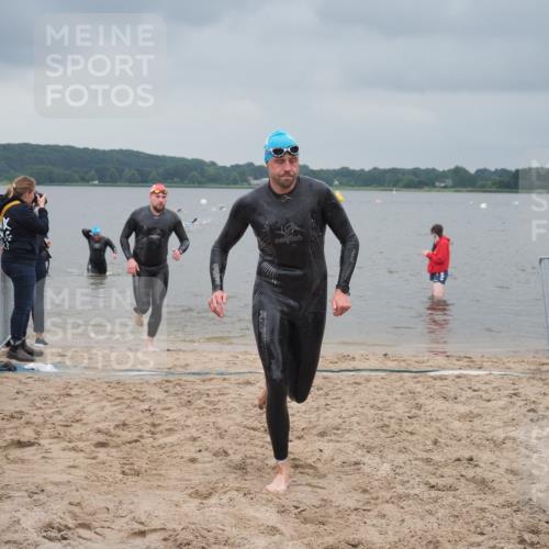 23.06.2024 - Viking Triathlon KatJ http://msf.ph/oto/6353810 23.06.2024 10:28:03 Schwimmen 108, 494, 624, 661 meine-sportfotos.de