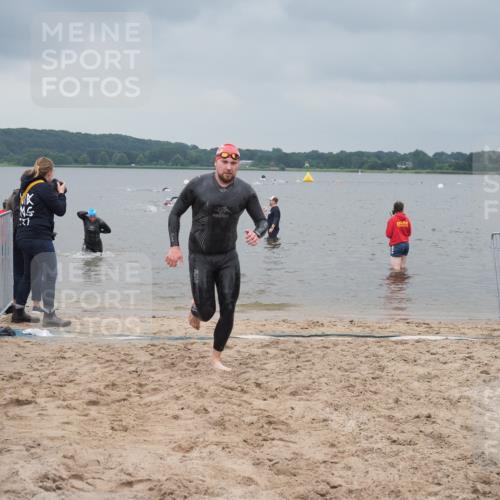 23.06.2024 - Viking Triathlon KatJ http://msf.ph/oto/6354175 23.06.2024 10:28:04 Schwimmen 108, 494, 661 meine-sportfotos.de