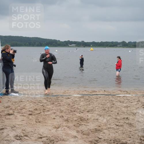 23.06.2024 - Viking Triathlon KatJ http://msf.ph/oto/6354201 23.06.2024 10:28:10 Schwimmen 494 meine-sportfotos.de
