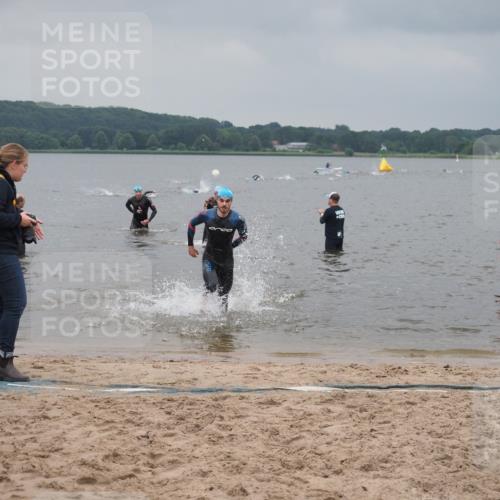 23.06.2024 - Viking Triathlon KatJ http://msf.ph/oto/6354231 23.06.2024 10:28:24 Schwimmen 263 meine-sportfotos.de