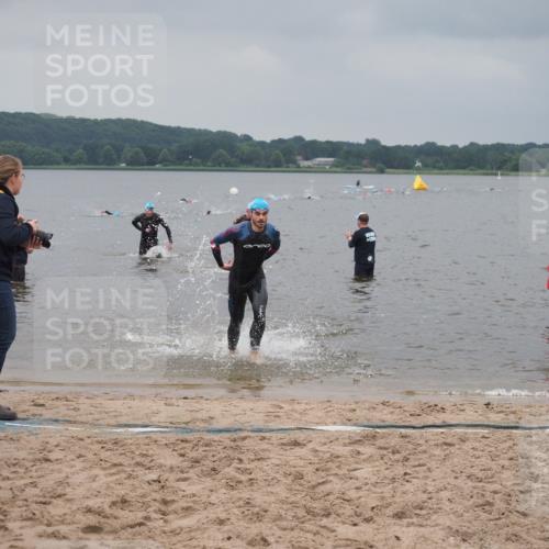 23.06.2024 - Viking Triathlon KatJ http://msf.ph/oto/6354236 23.06.2024 10:28:24 Schwimmen 263 meine-sportfotos.de