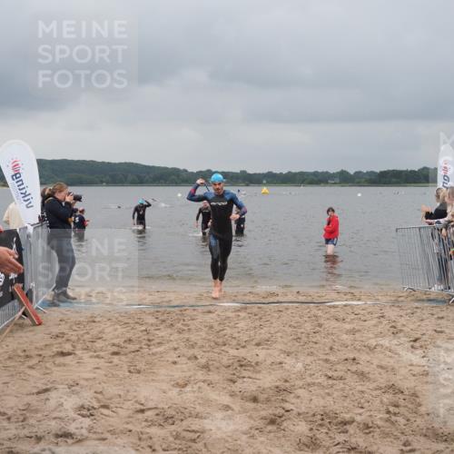 23.06.2024 - Viking Triathlon KatJ http://msf.ph/oto/6354243 23.06.2024 10:28:26 Schwimmen 263 meine-sportfotos.de